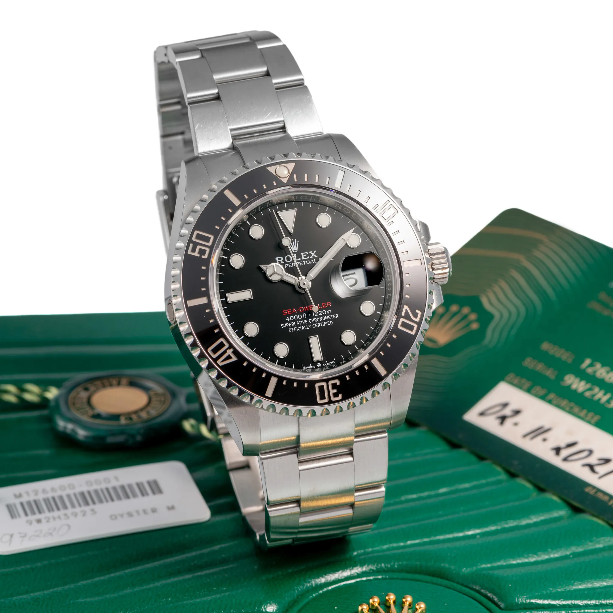 Rolex Sea-Dweller 126600 44mm Stainless steel Black