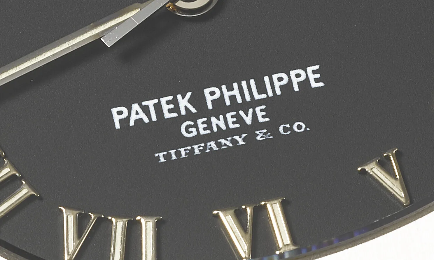 Patek Philippe Nautilus 3710/1A 42mm Stainless steel Black 2