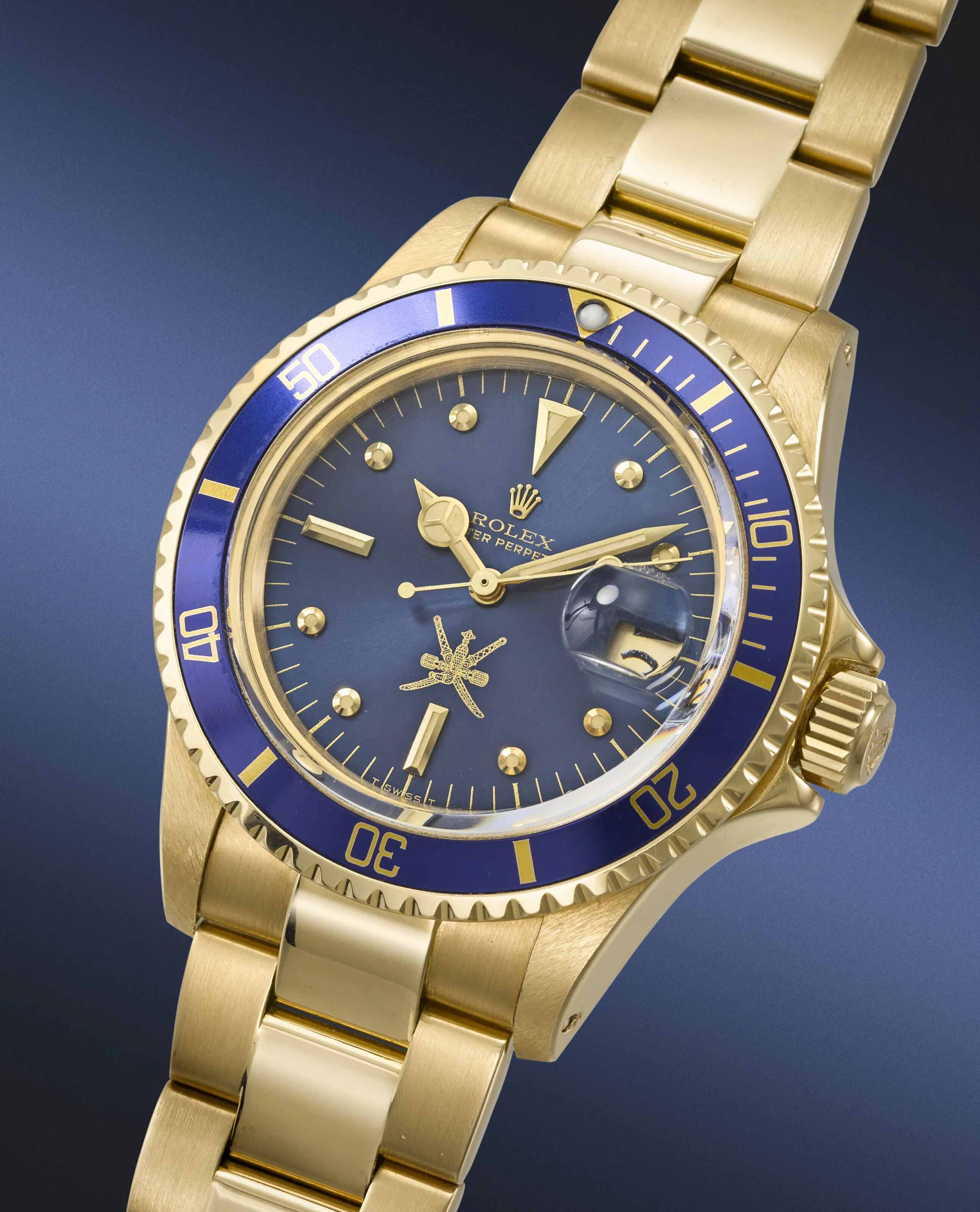 Rolex Submariner 1680 39mm Yellow gold Blue 1