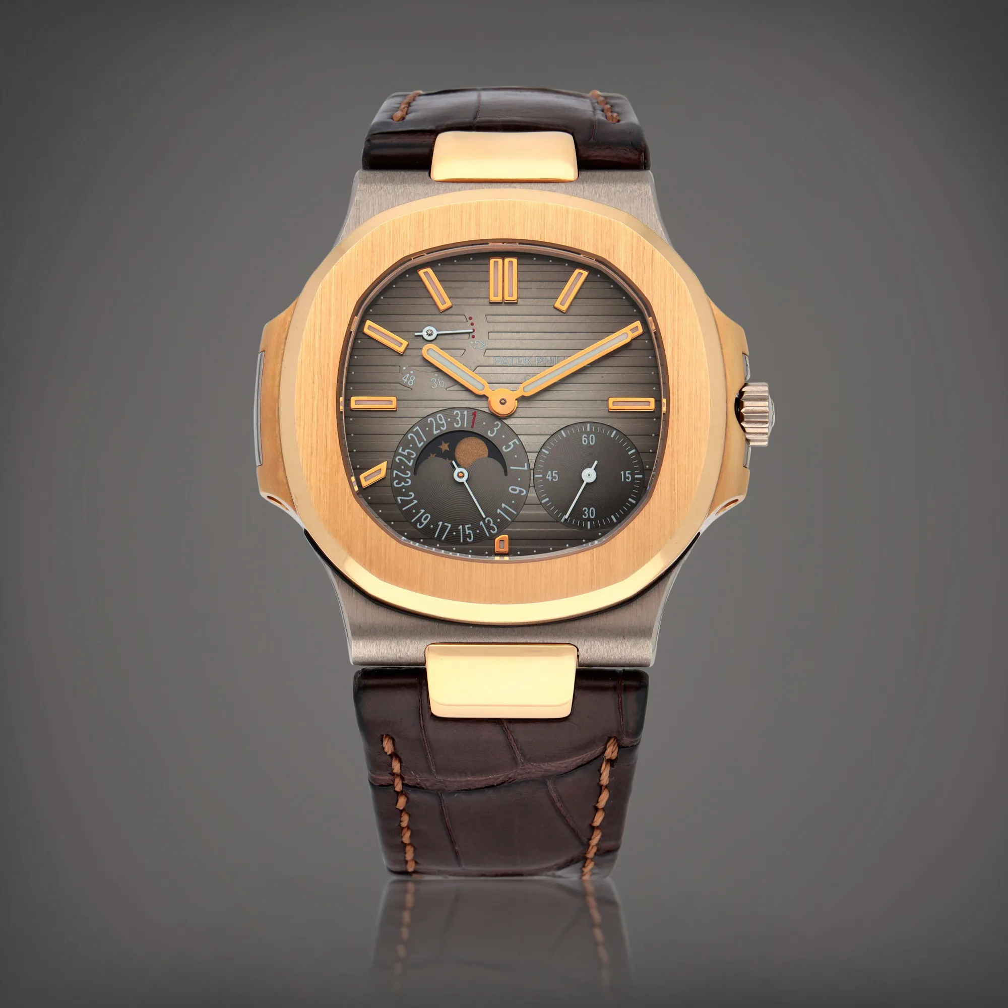 Patek Philippe Nautilus 5712GR-001 40mm Rose gold Gray 4