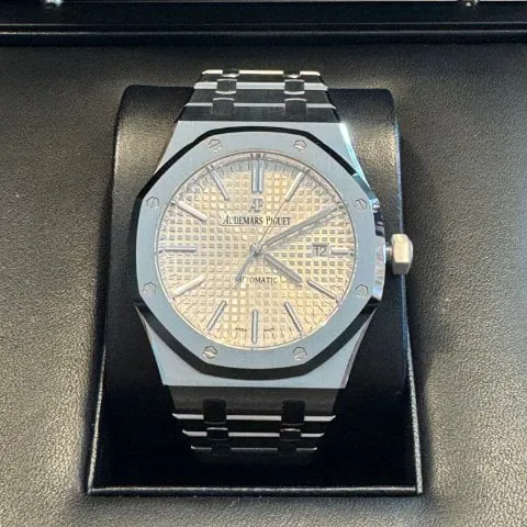 Audemars Piguet Royal Oak 15400ST.OO.1220ST.02 41mm Steel Silver