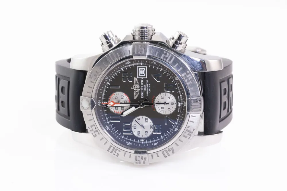 Breitling Avenger A1338111/F564 43mm Stainless steel Gray