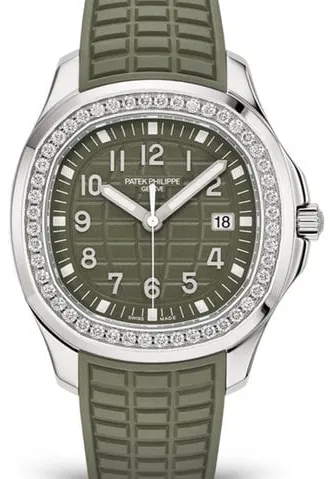 Patek Philippe Aquanaut 5267/200A-011 39mm Stainless steel Green