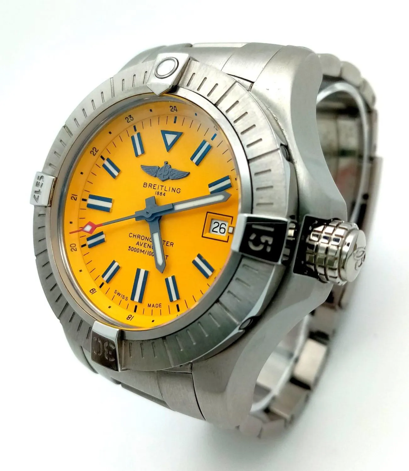 Breitling Avenger BRT2 45mm Stainless steel Yellow