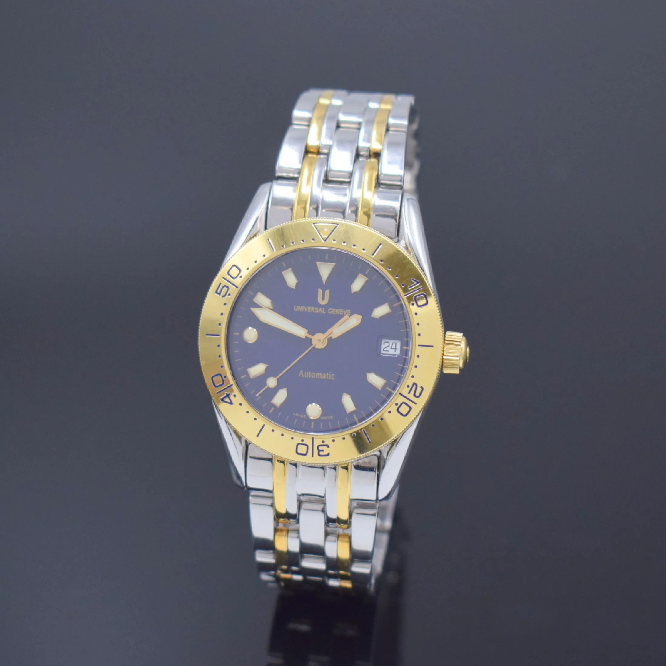 Universal Genève 271.175 35.5mm Yellow gold and Stainless steel Blue