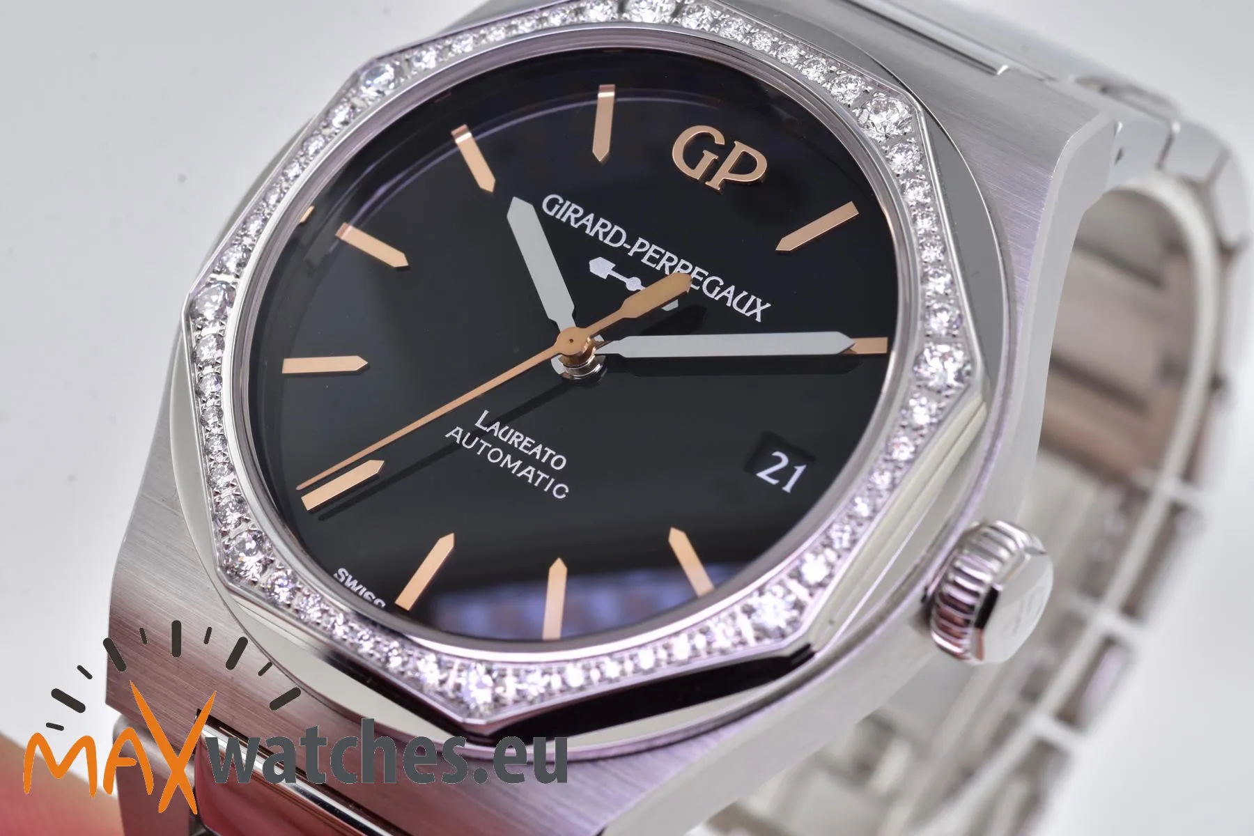 Girard-Perregaux Laureato 81005D11A631-11A 38mm Stainless steel Black 9