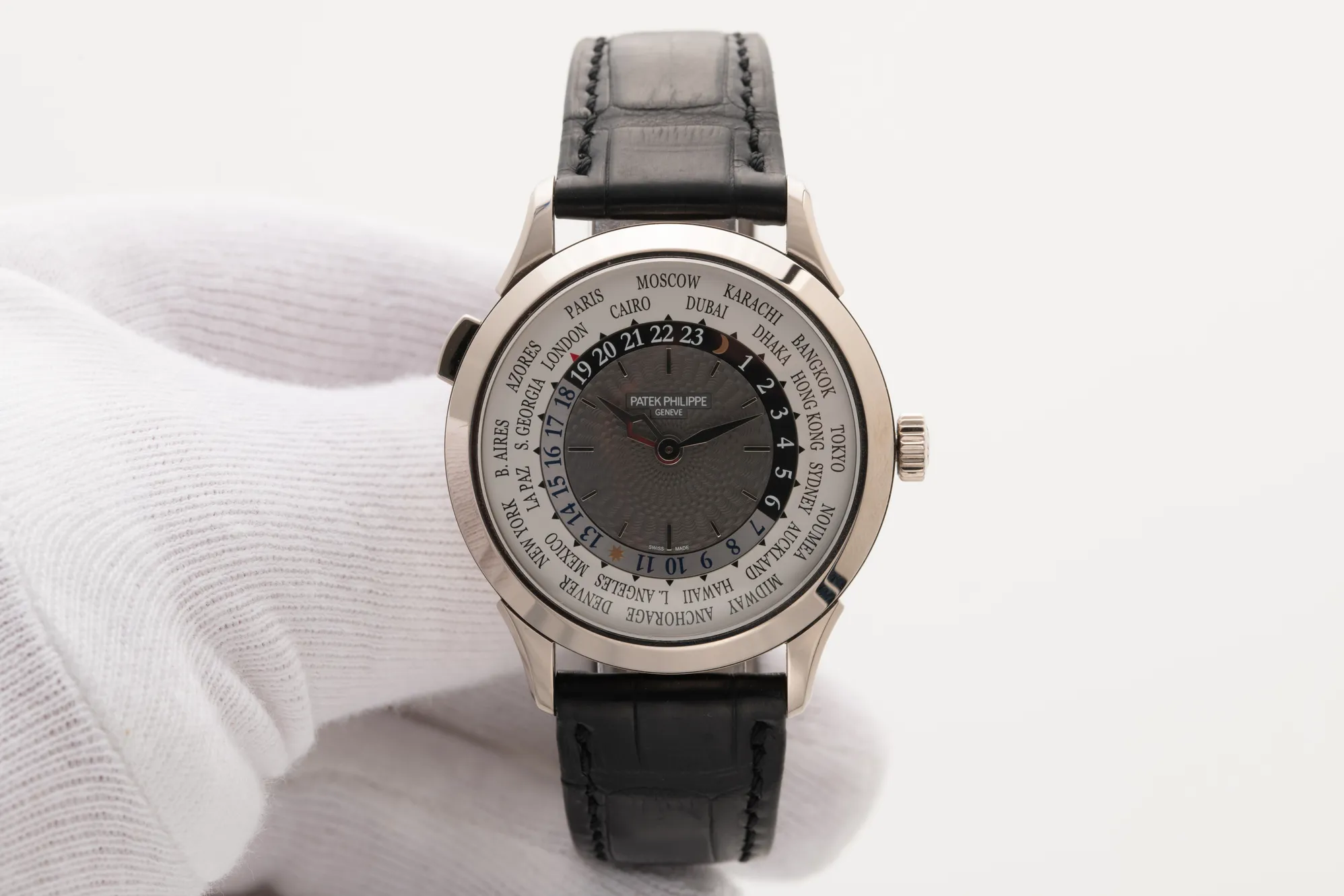 Patek Philippe World Time 5230G 38.5mm White gold Gray 2