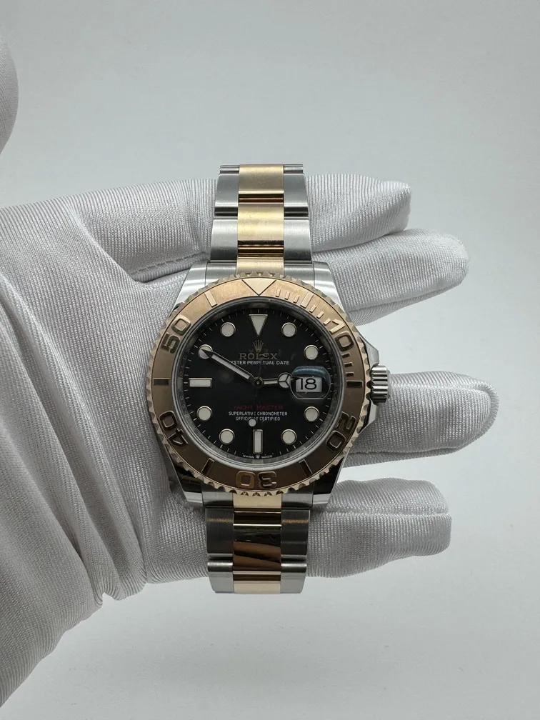 Rolex Yacht-Master 40 126621 40mm Rose gold and Stainless steel Black 2