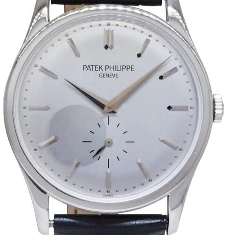 Patek Philippe Calatrava 5196G 37mm White gold Gray