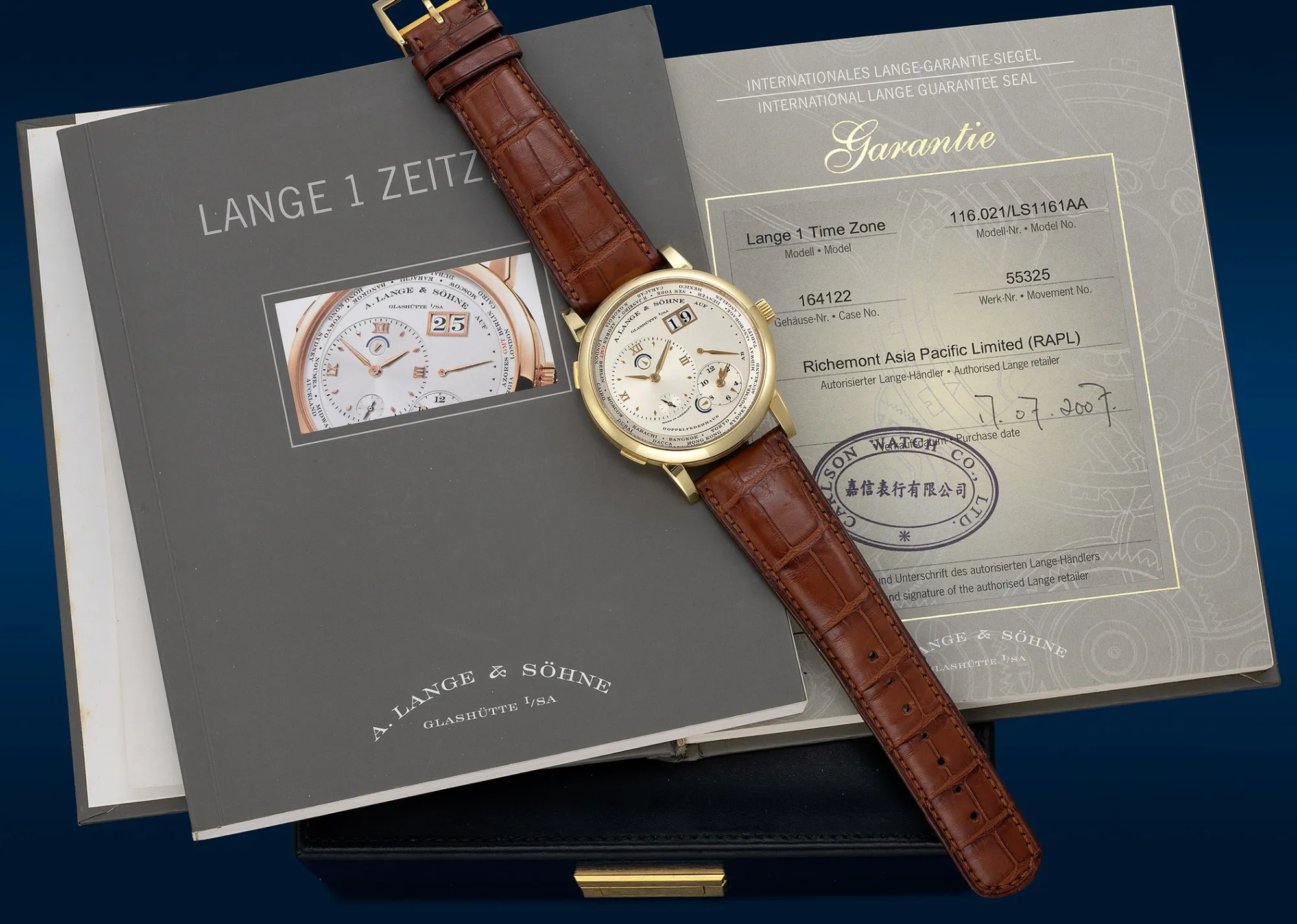 A. Lange & Söhne Lange 1 116.021 42mm Yellow gold Silver 1