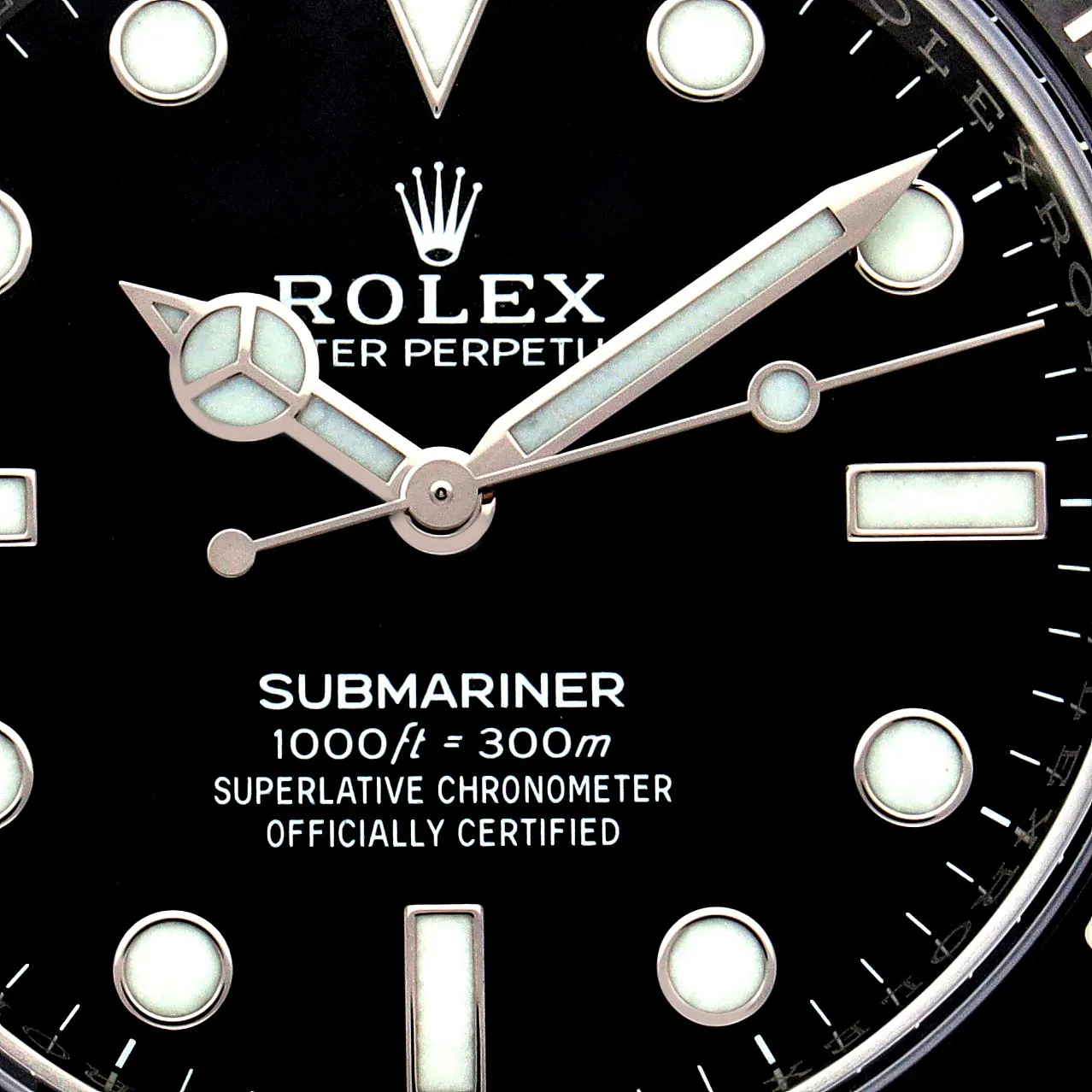 Rolex Submariner 124060 40mm Stainless steel Black 6