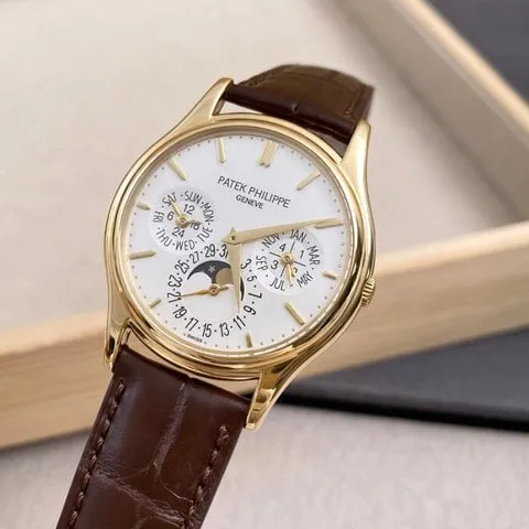 Patek Philippe Perpetual Calendar 5140J-001 39mm Yellow gold Black