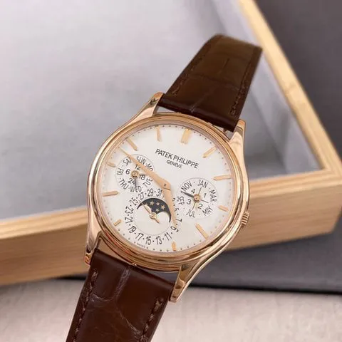 Patek Philippe Perpetual Calendar 5140R-011 39mm Rose gold Silver