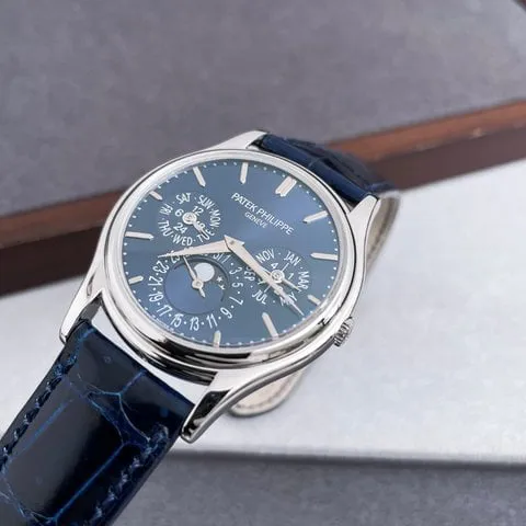 Patek Philippe Perpetual Calendar 5140P-001 39mm Platinum Blue