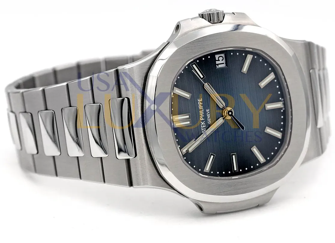 Patek Philippe Nautilus 5711/1A-010 40mm Stainless steel Blue 7