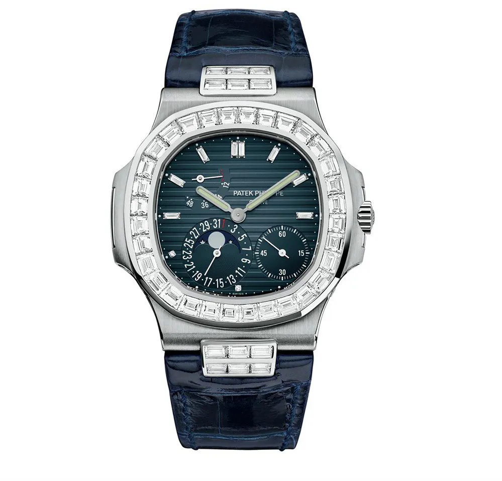 Patek Philippe Nautilus 5724G-001 40mm White gold Blue