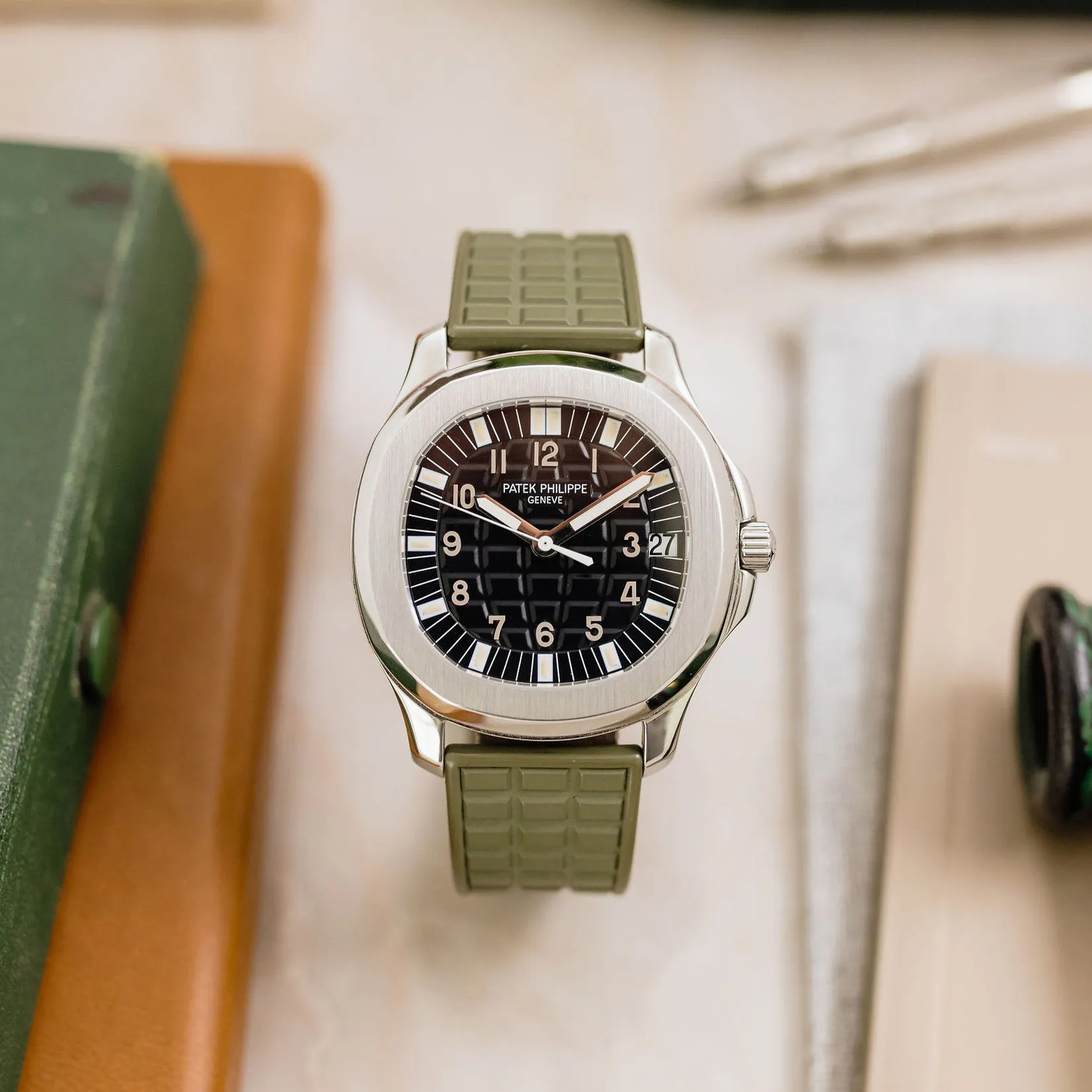 Patek Philippe Aquanaut 5065A-001 38mm Stainless steel Tritium dial 3