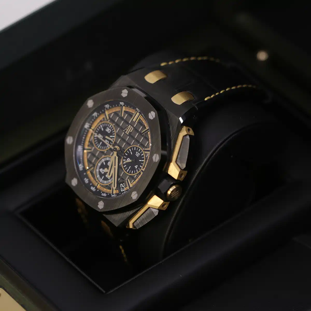 Audemars Piguet Royal Oak Offshore 26420CE.OO.A127CR.01 43mm Ceramic Black 3