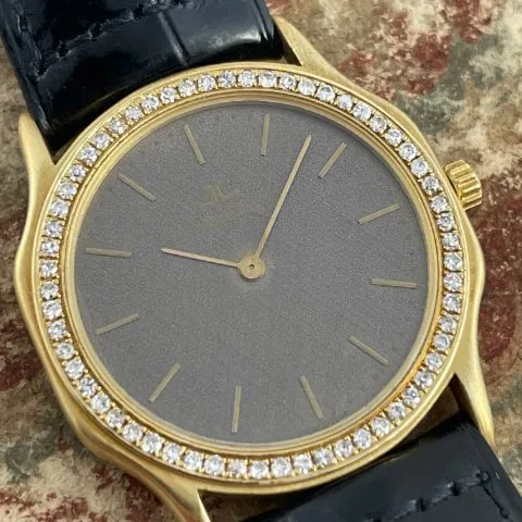 Jaeger-LeCoultre 100.051.1 30mm Yellow gold Purple