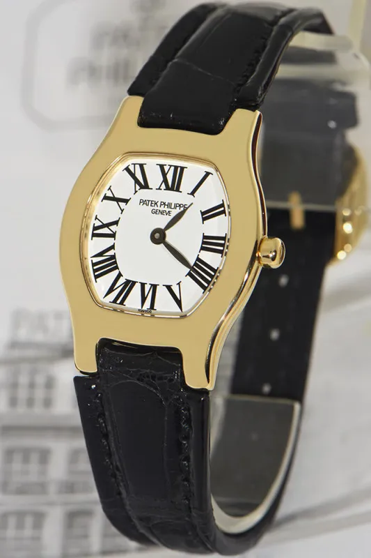 Patek Philippe Gondolo 4850 26mm Yellow gold White porcelain