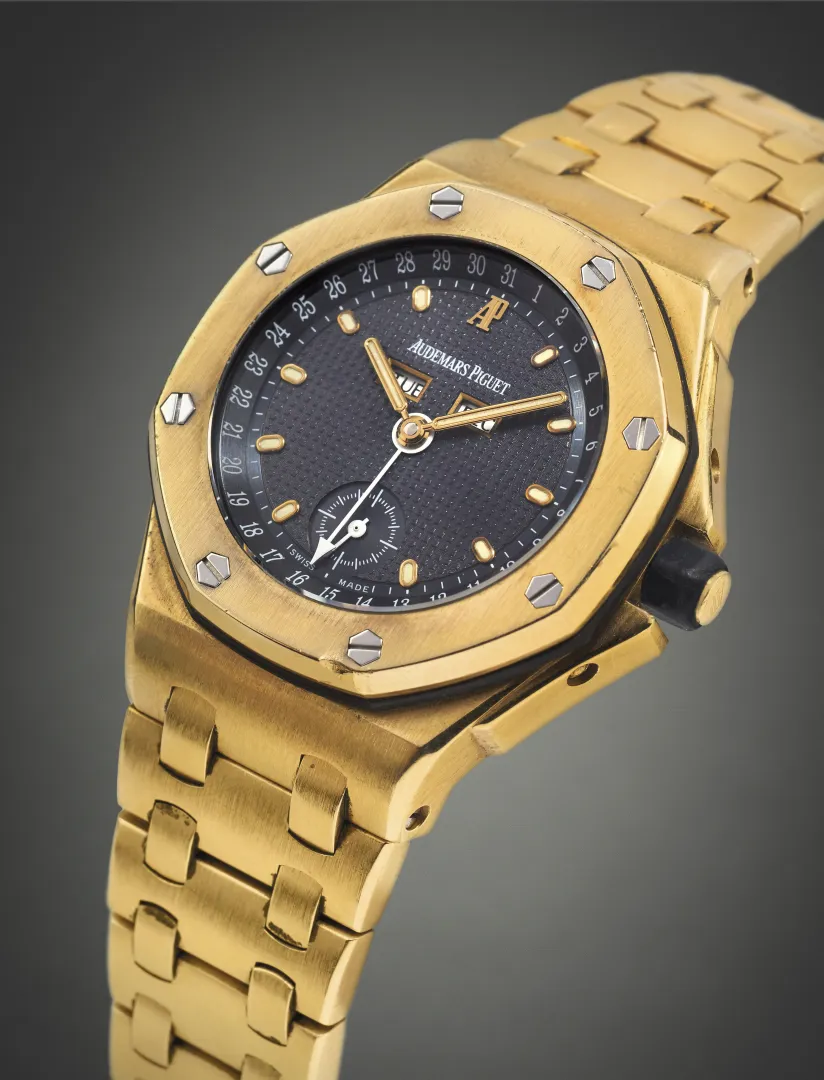 Audemars Piguet Royal Oak Offshore 25807-BA 38mm Yellow gold Black 1