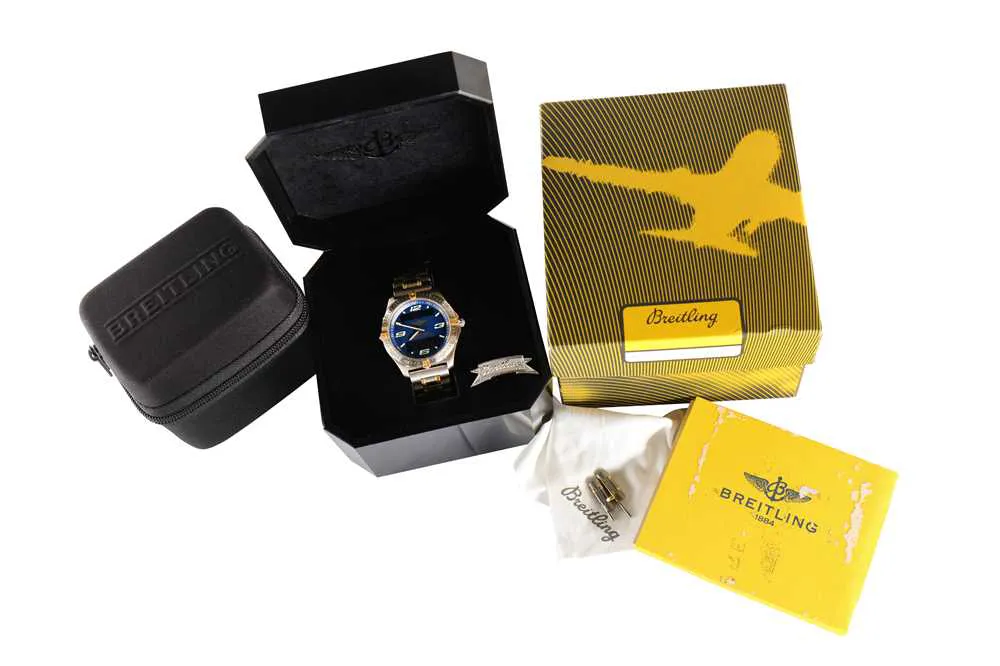 Breitling Aerospace F65062 40mm Yellow gold and titanium Blue 4