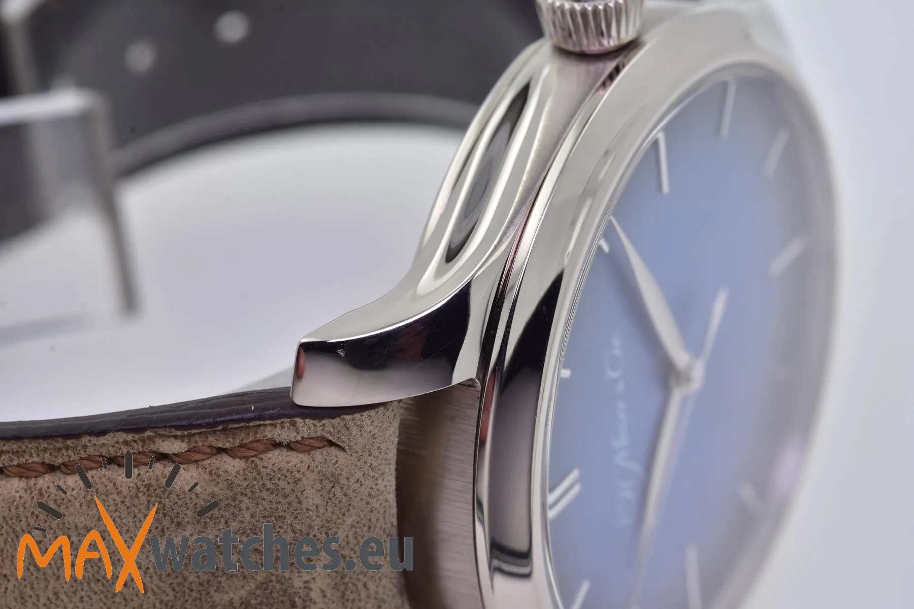 H. Moser & Cie. Endeavour 1200-0201 42mm White gold Blue 2