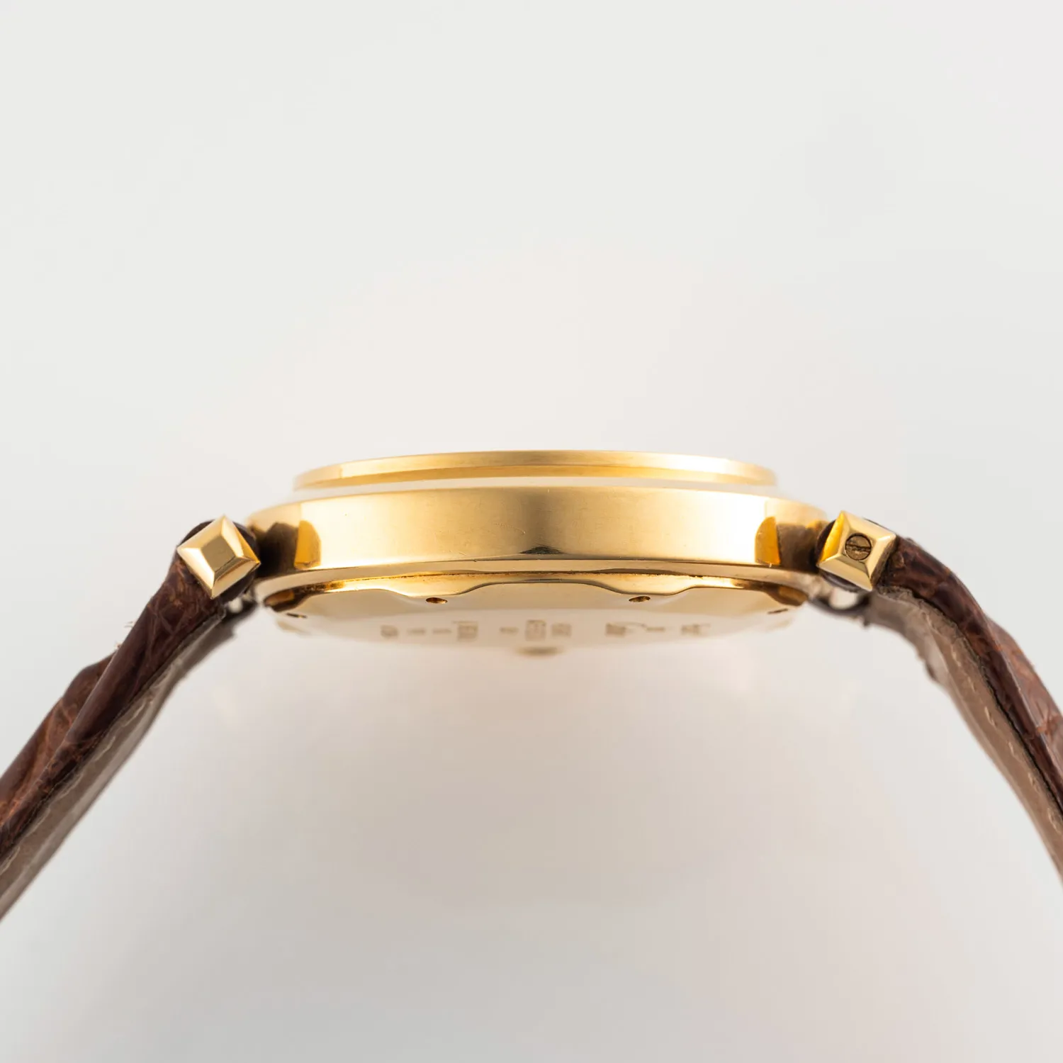 Cartier Pasha 1990 38mm Yellow gold Silver 5