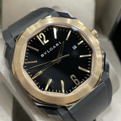 Bulgari Octo BGO P 41 G 41mm Rose gold Black