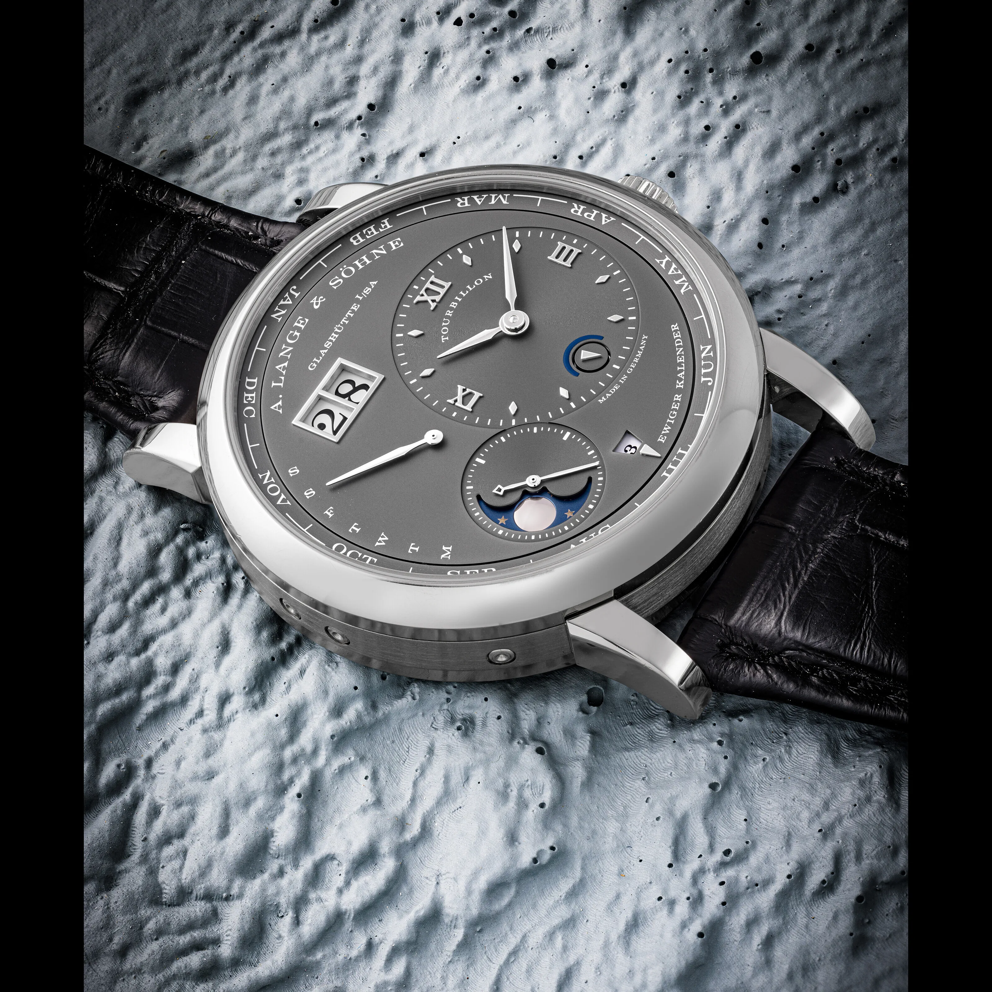 A. Lange & Söhne Lange 1 720.038FE 41.9mm White gold Gray