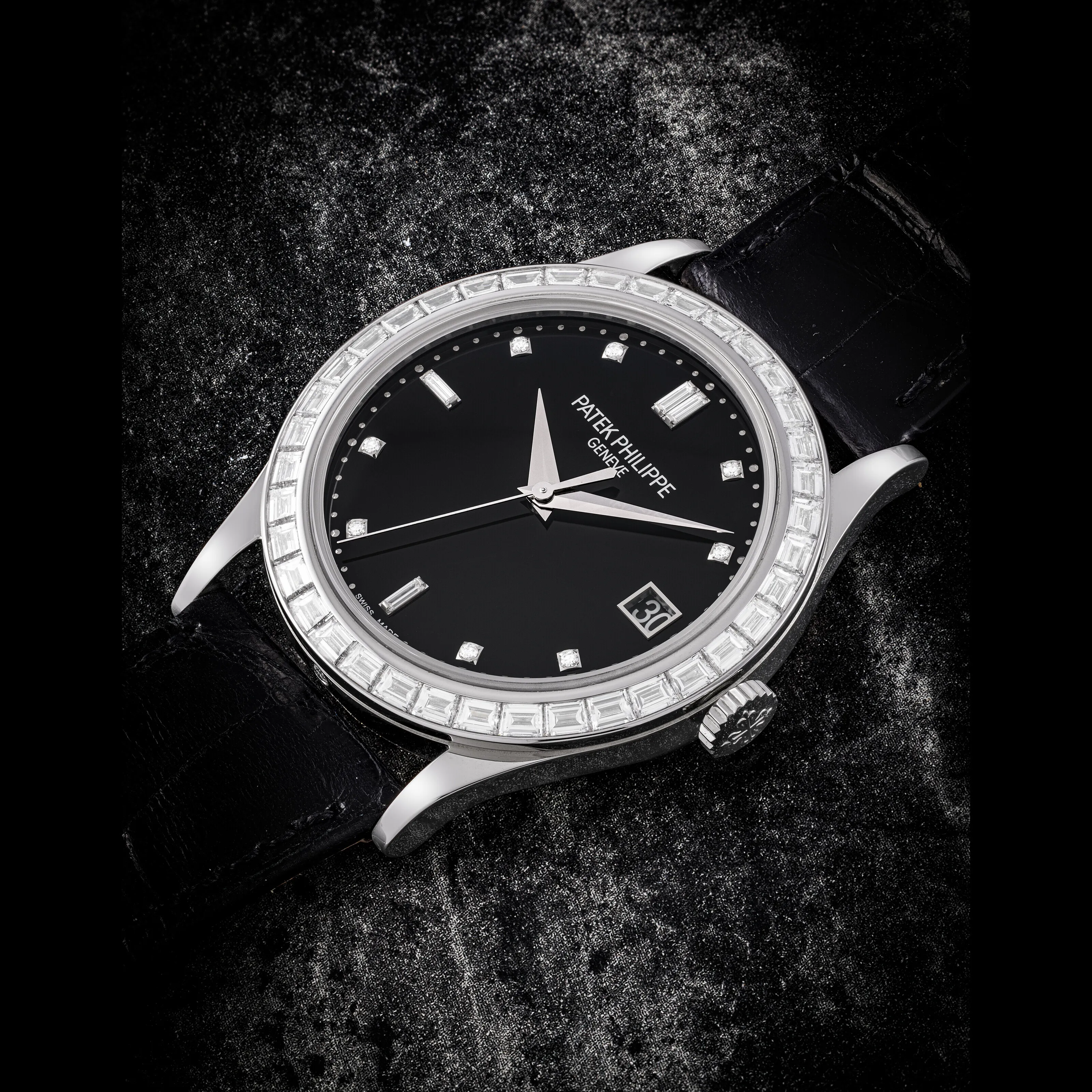 Patek Philippe Calatrava 5298P-012 39.5mm Platinum Black