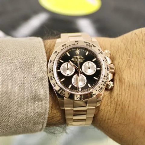 Rolex Daytona 126505 40mm Rose gold Black