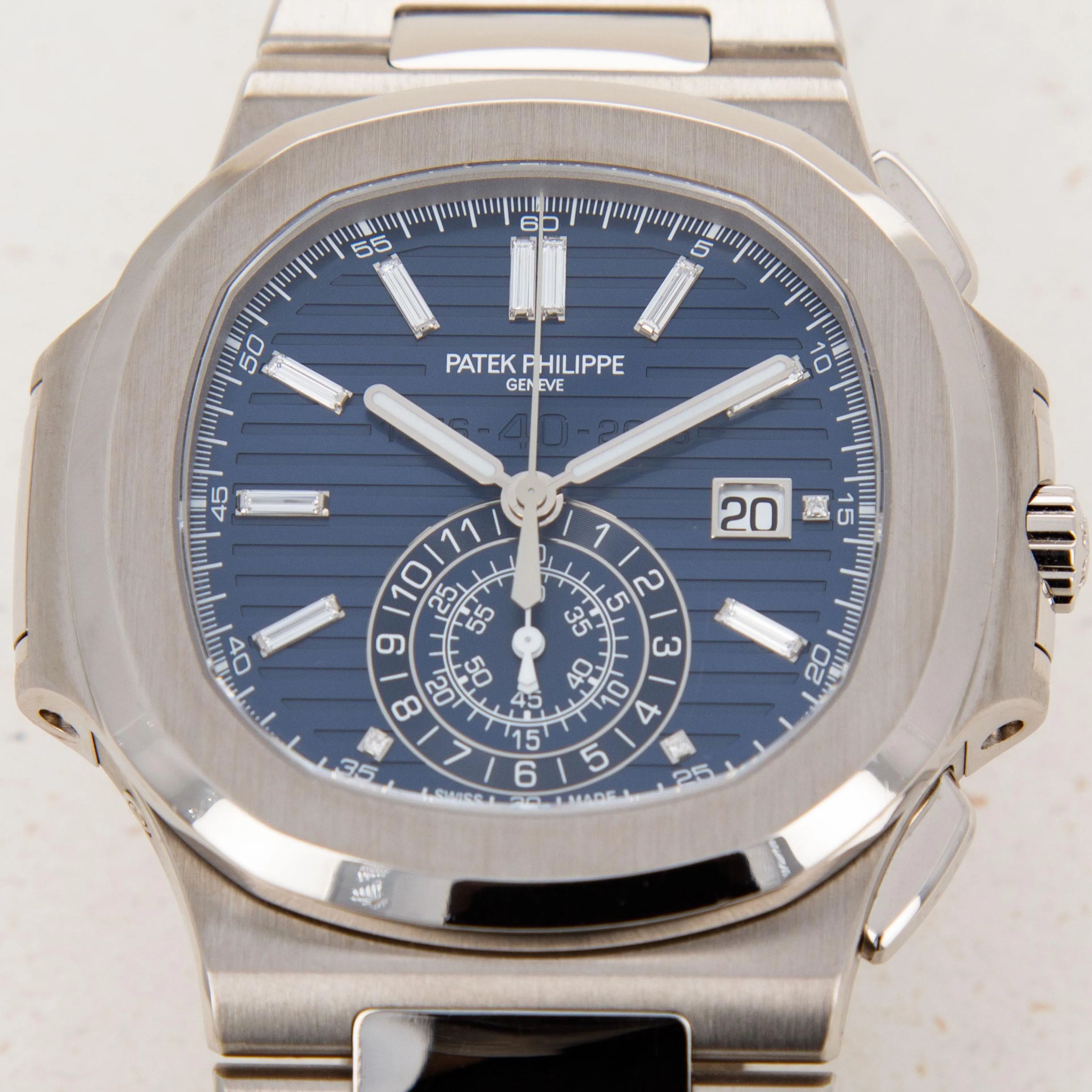 Patek Philippe Nautilus 40th Anniversary 5976/1G 44mm White gold Blue 10