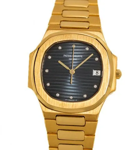 Patek Philippe Nautilus 3900 Yellow gold Blue