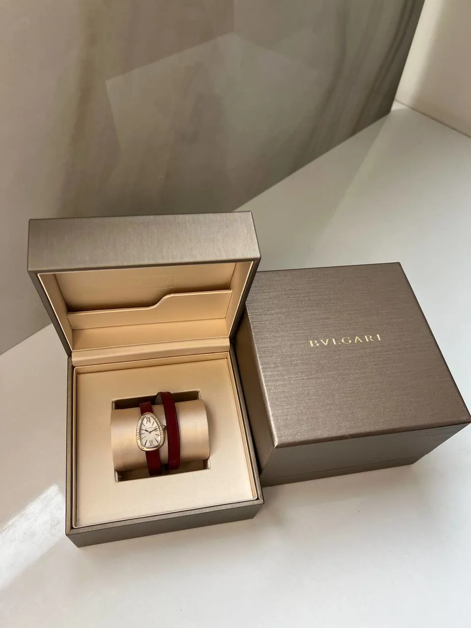 Bulgari Serpenti BU102727 27mm Rose gold Mother-of-pearl