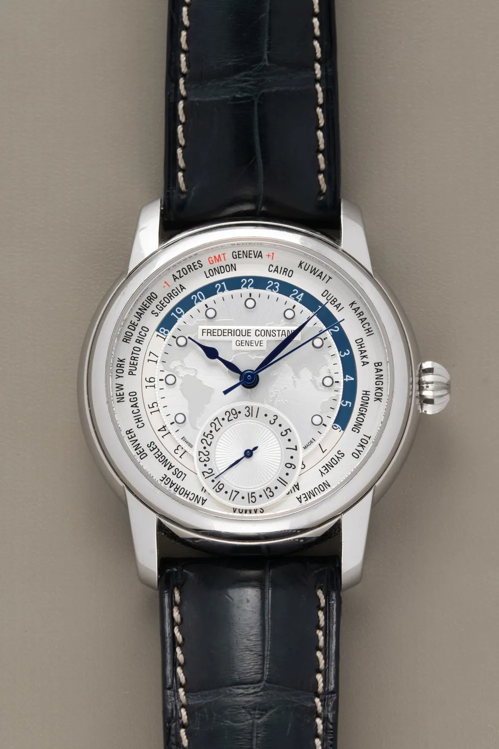 Frédérique Constant Manufacture Worldtimer FC718KW4H6 42mm Stainless steel Silver