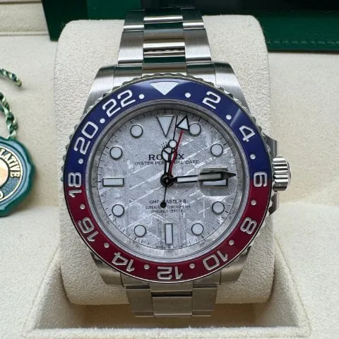 Rolex GMT-Master II 126719BLRO 40mm White gold White