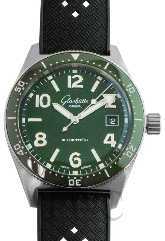 Glashütte Spezialist 1-39-11-13-83-33 39.5mm Stainless steel Green