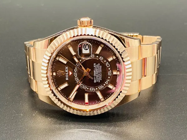 Rolex Sky-Dweller 336935 42mm Rose gold Brown