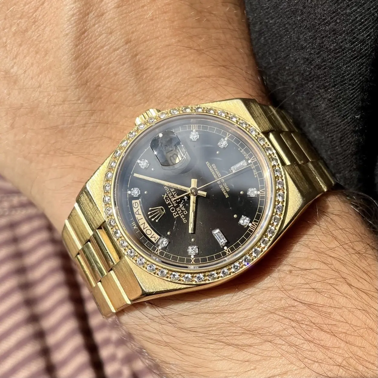 Rolex Day-Date Oysterquartz 19018 36mm Yellow gold Black 2