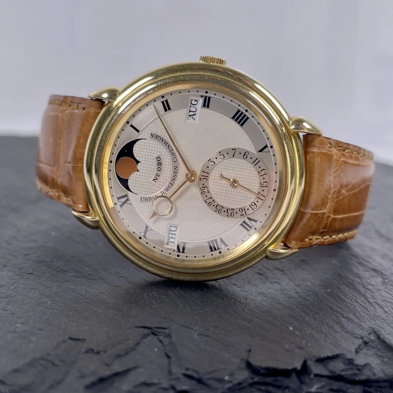 Urban Jürgensen 2 38mm Yellow gold Silver 12