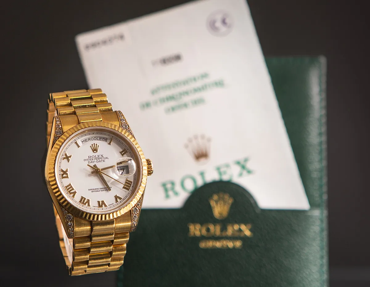 Rolex Day-Date 36 118338 36mm Yellow gold and diamond-set White
