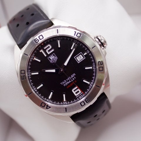 8932473.jpg