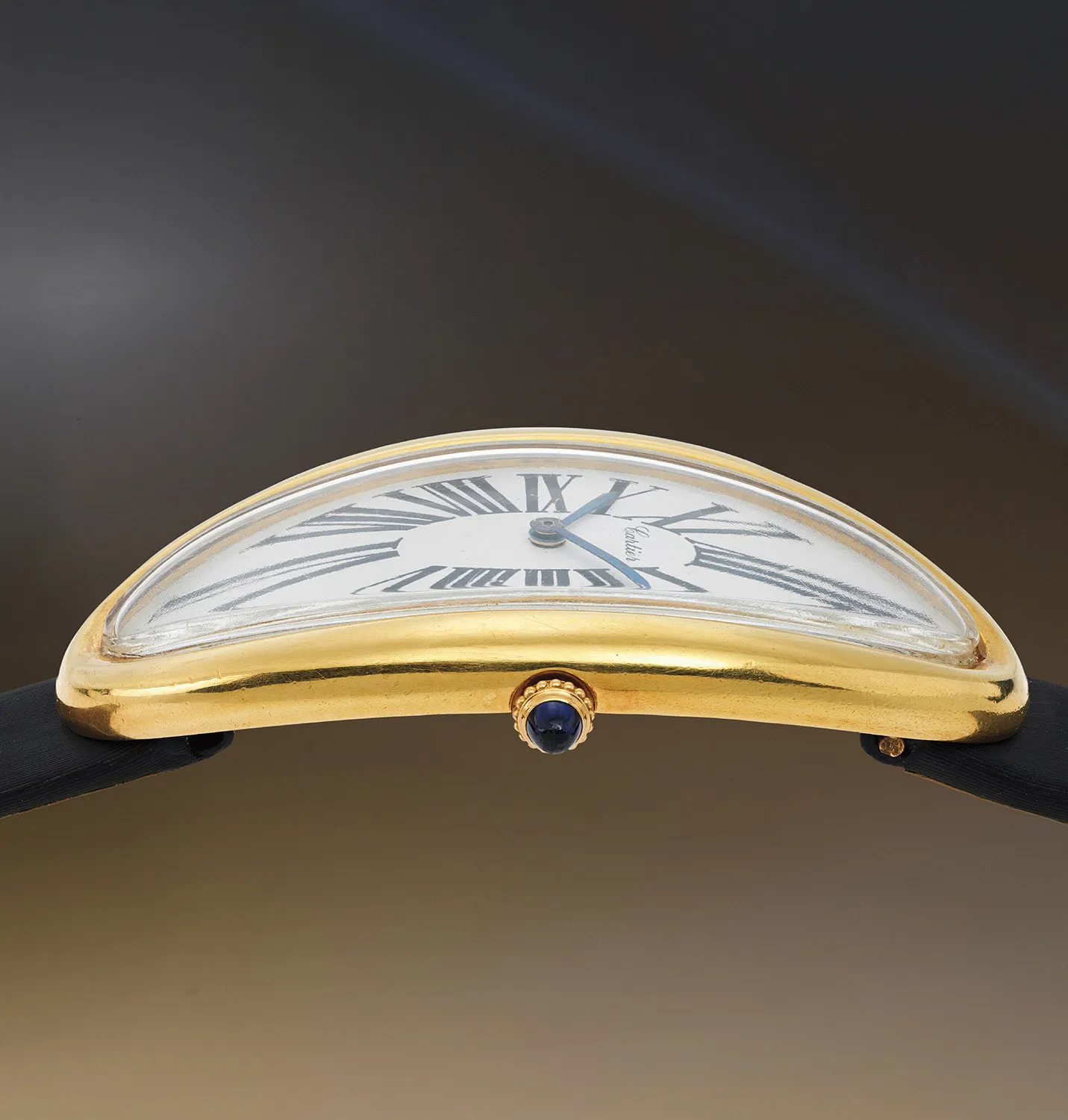 Cartier Maxi Oval 28mm Yellow gold White 2