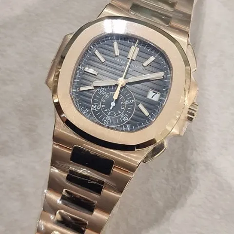 Patek Philippe Nautilus 5980/1R-001 40.5mm Rose gold Black