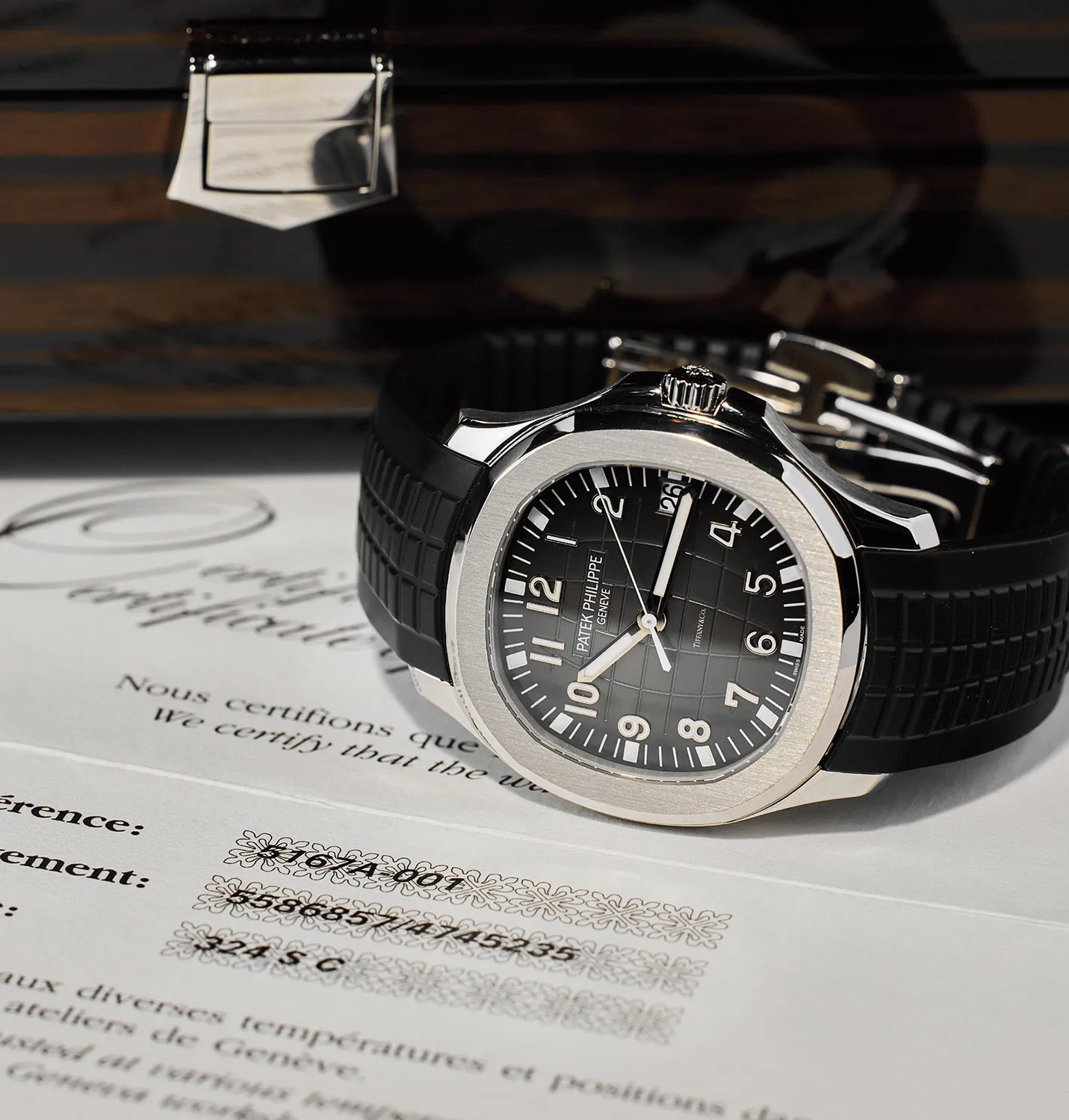 Patek Philippe Aquanaut 5167A 40mm Stainless steel Guilloché 2