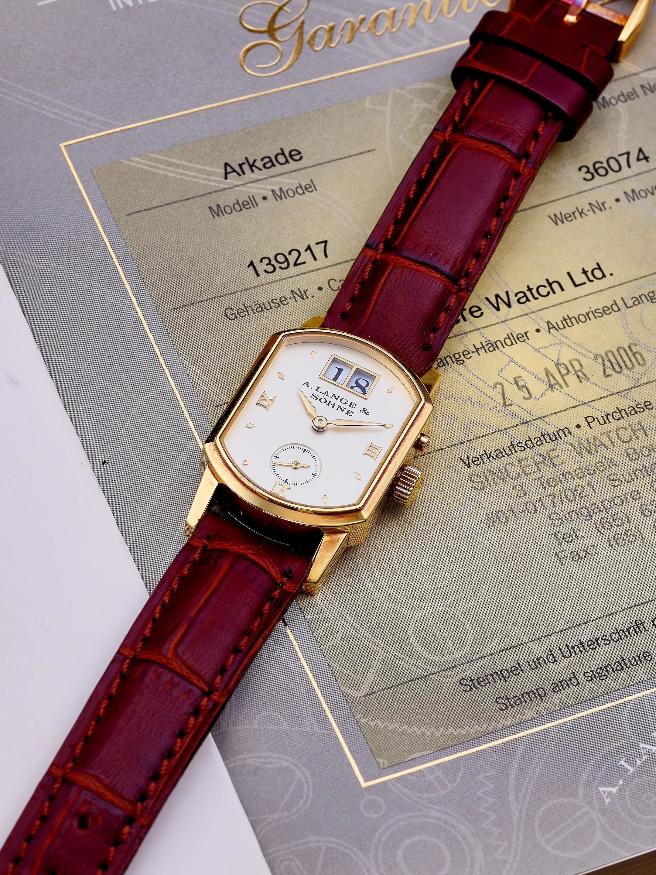 A. Lange & Söhne Arkade 103.021 22mm Yellow gold Champagne