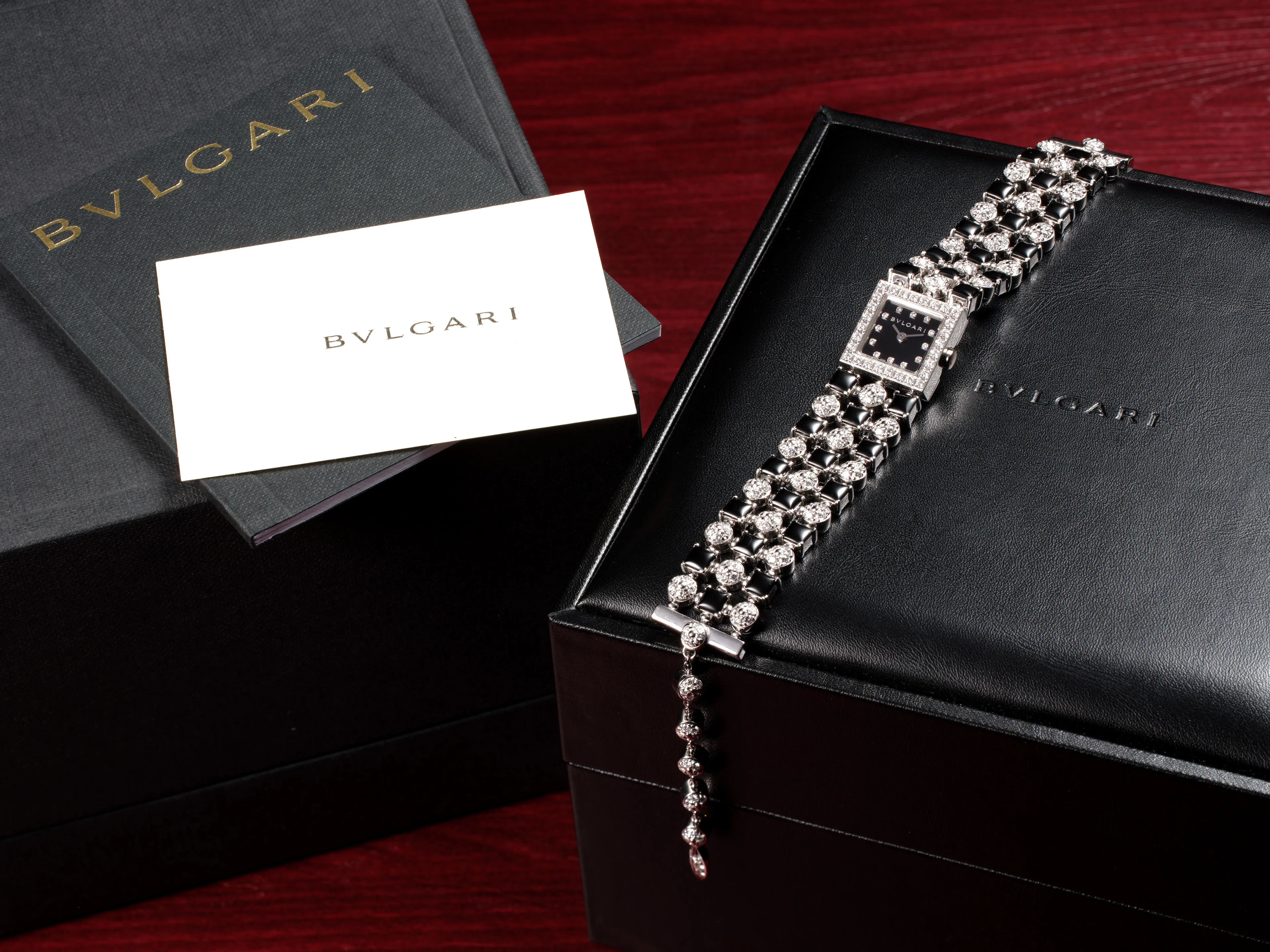 Bulgari LVCEA LUW16G 16mm White gold and Diamond Onyx 4