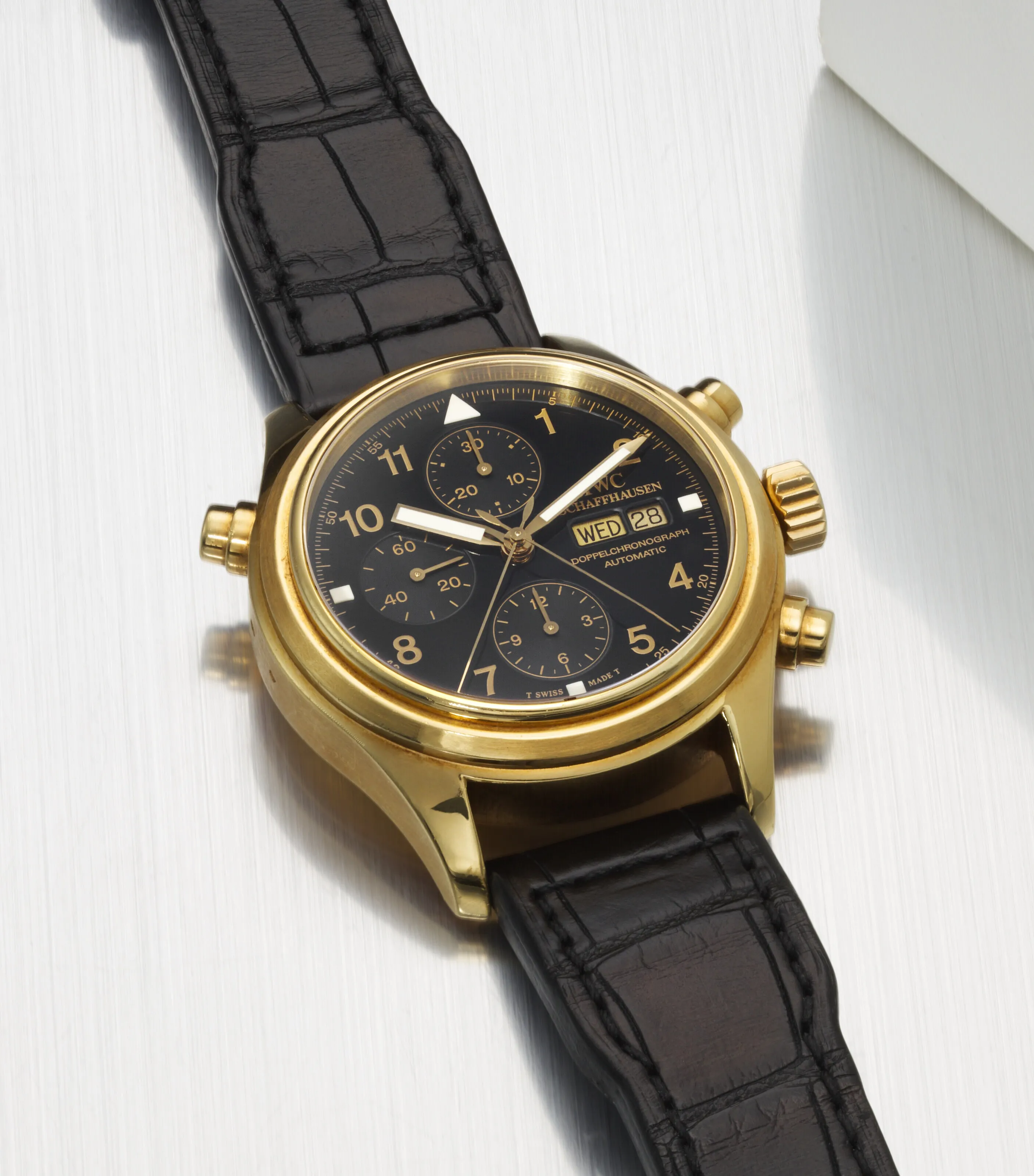 IWC Doppelchronograph IW3711 42mm Yellow gold Black 1