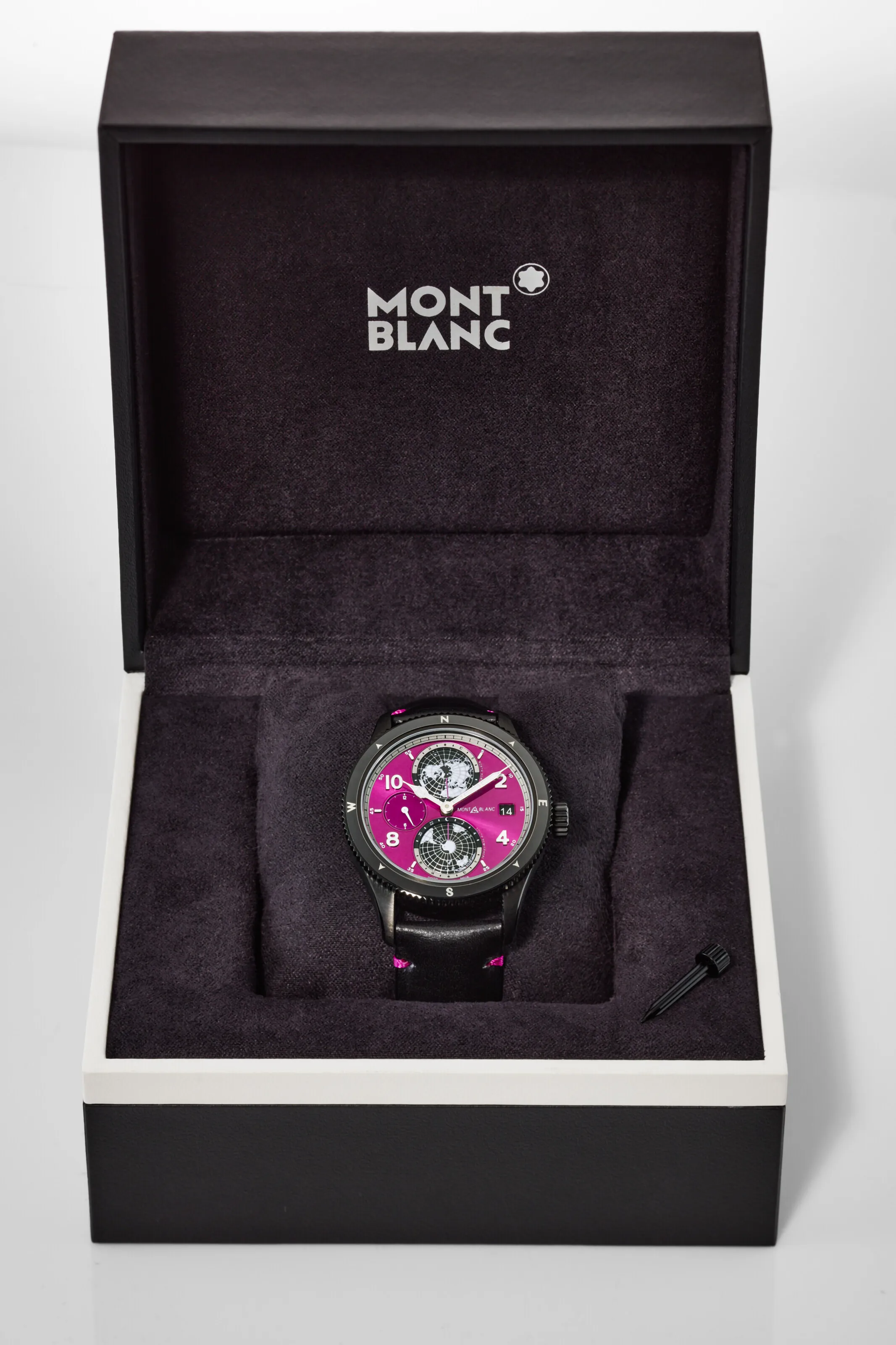 Montblanc 42mm Titanium and Stainless steel Rose 1